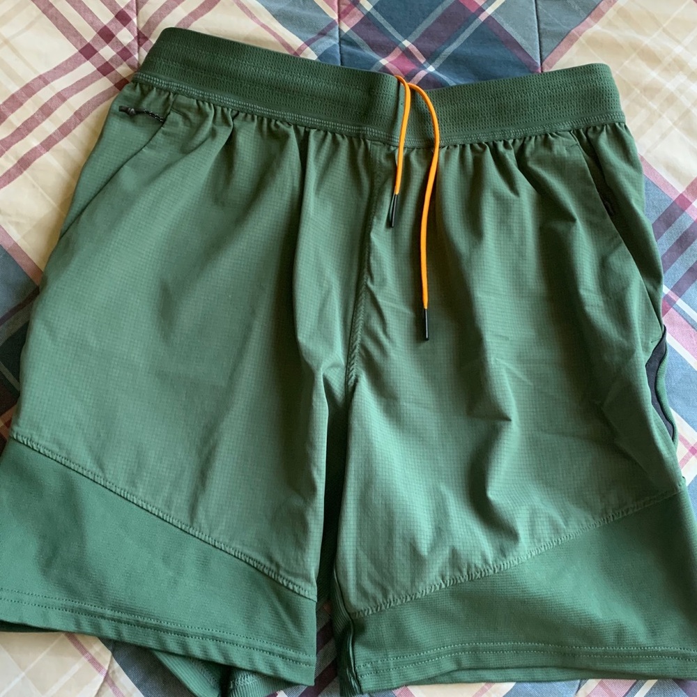 Nike flex tech short